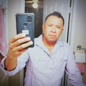 Meet your Posher, Rene